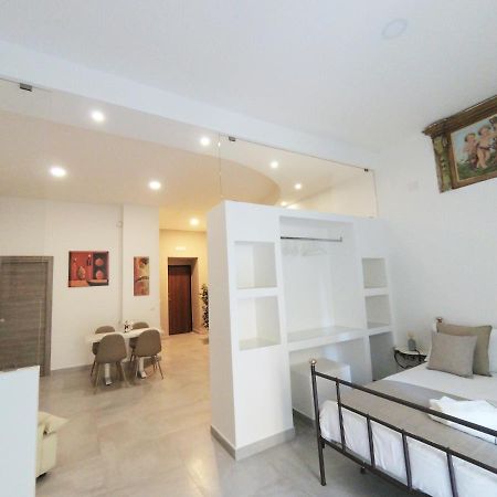 Questo Rinascimento Casa Brigitte Napoli Exterior foto