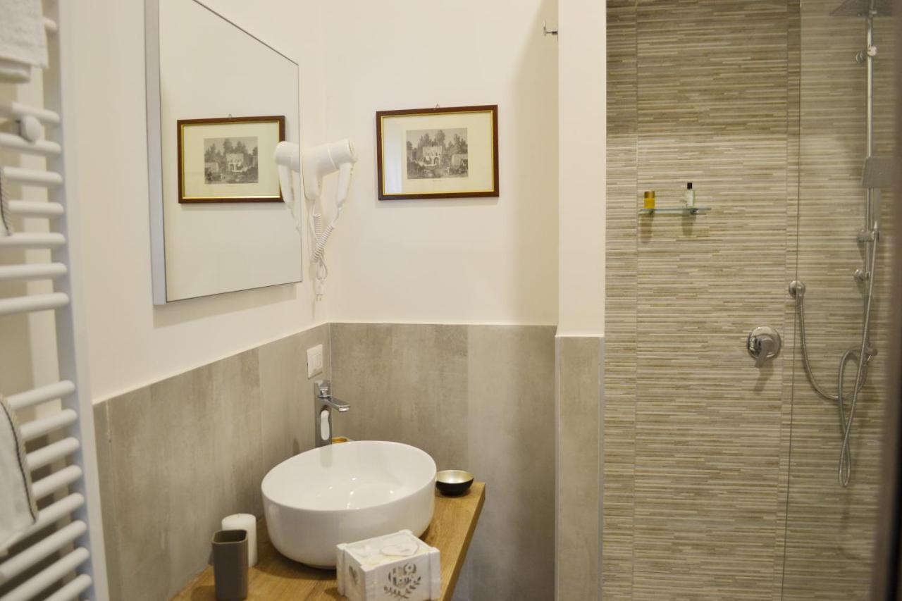 Questo Rinascimento Casa Brigitte Napoli Exterior foto